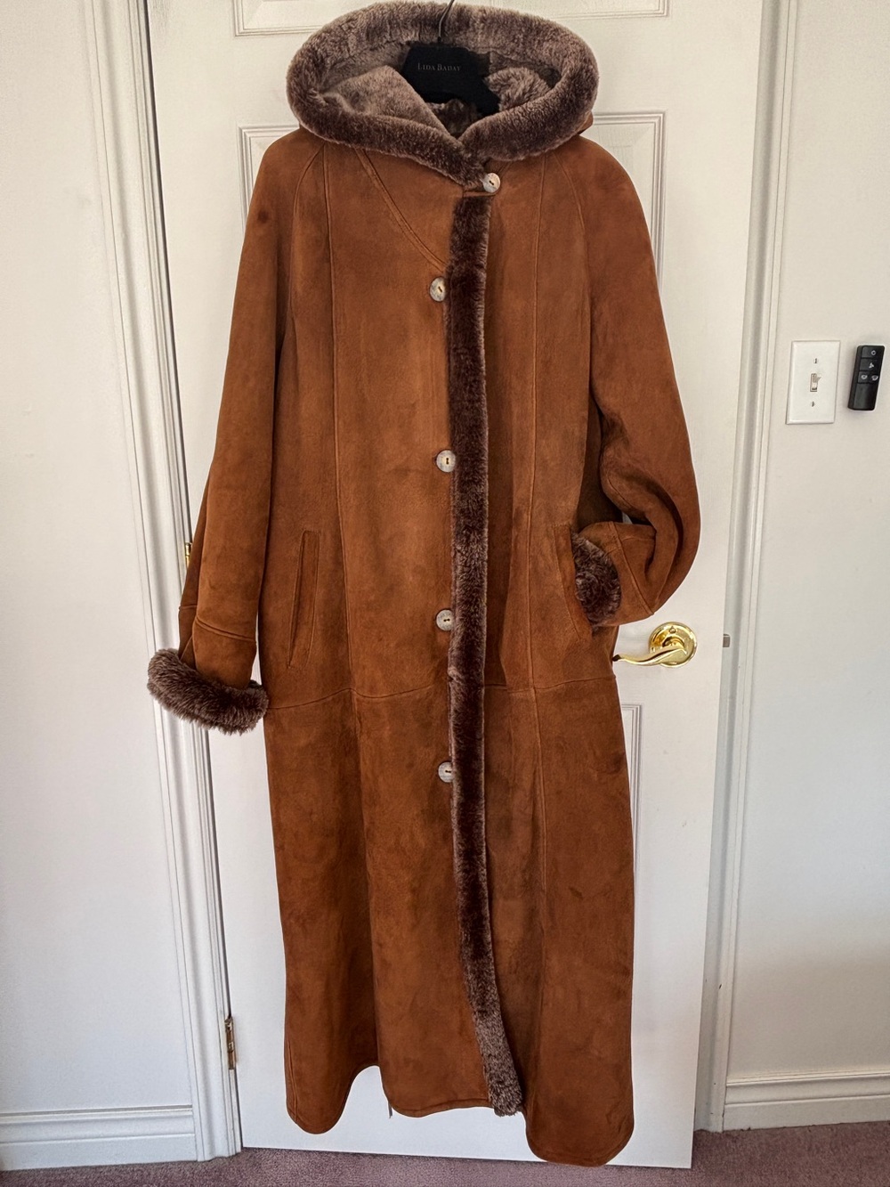 Neus Accensi Genuine Spanish Lamb Shearling Coat, Hooded Long Cognac brown Sz 42